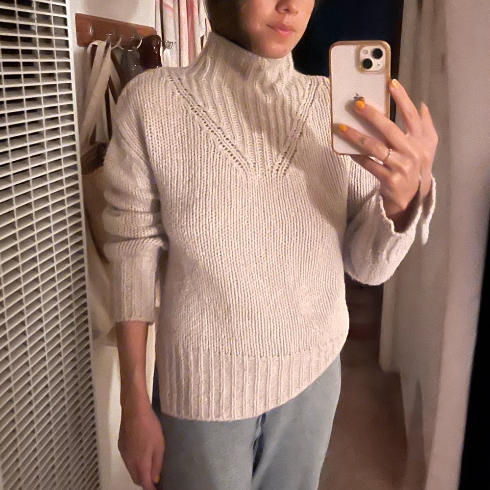 White and Warren chunky knit sweater